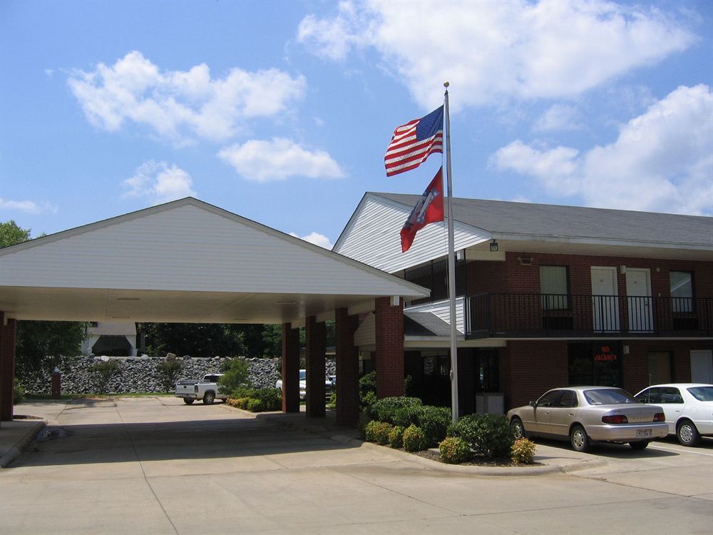 America'S Best Value Inn & Suites Sheridan Exterior photo