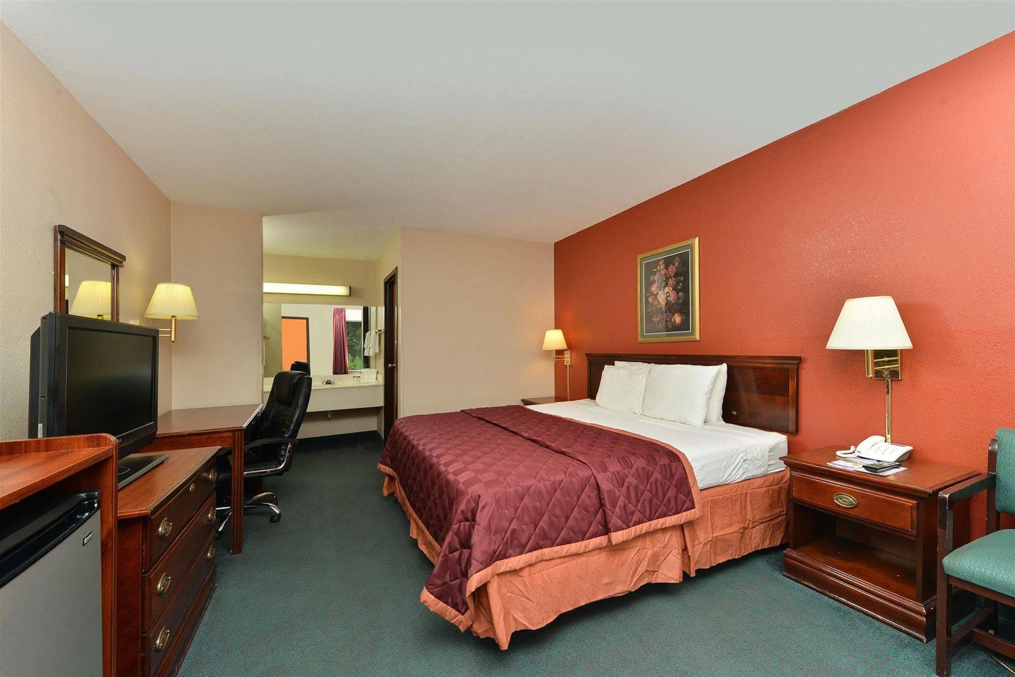 America'S Best Value Inn & Suites Sheridan Exterior photo